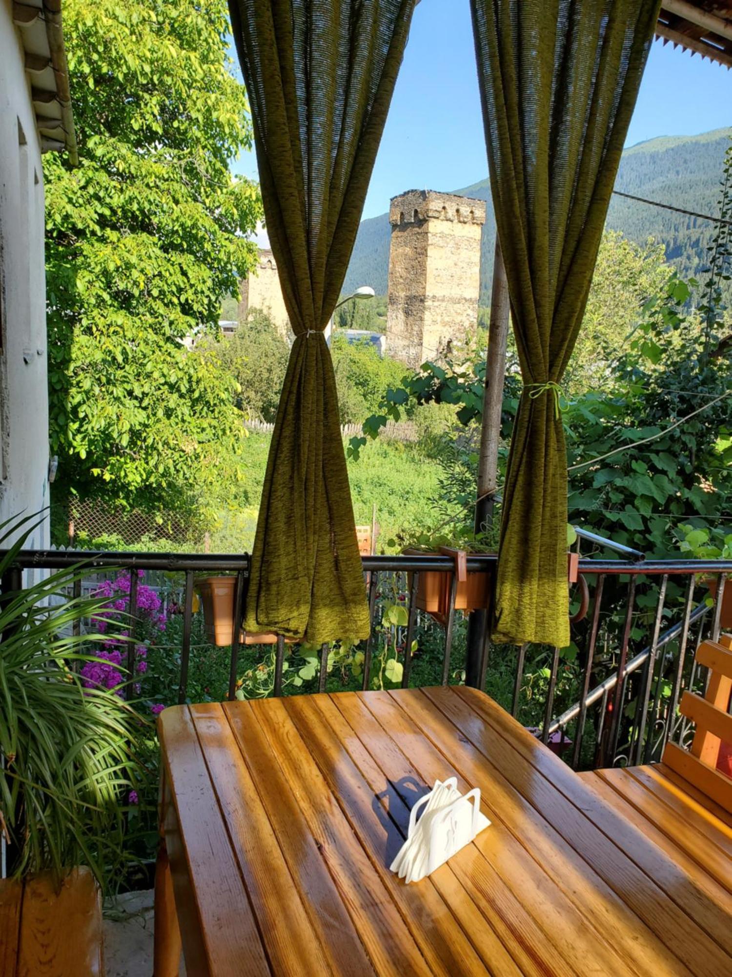 מסטיה Ailama Guesthouse מראה חיצוני תמונה