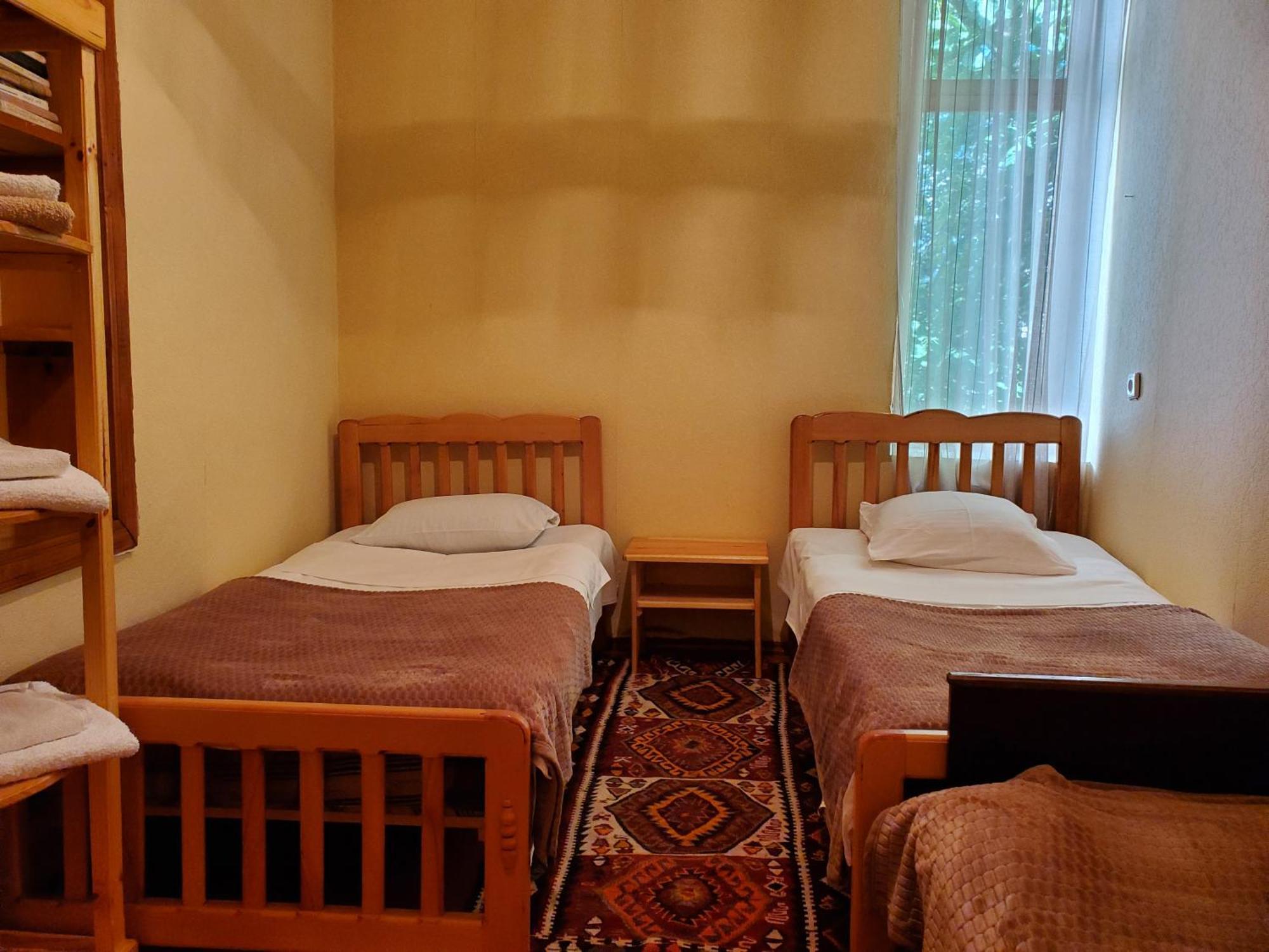 מסטיה Ailama Guesthouse חדר תמונה