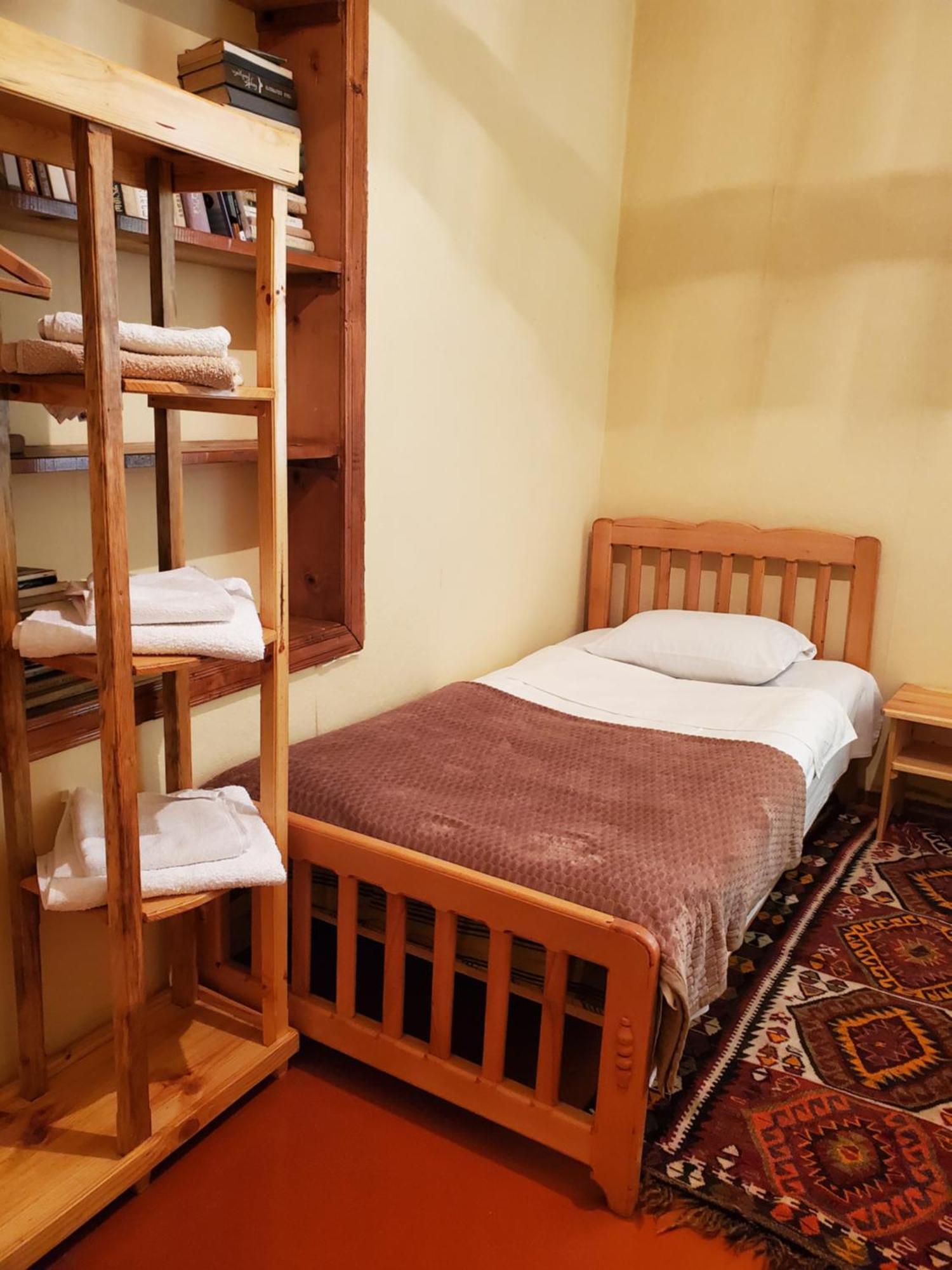 מסטיה Ailama Guesthouse חדר תמונה