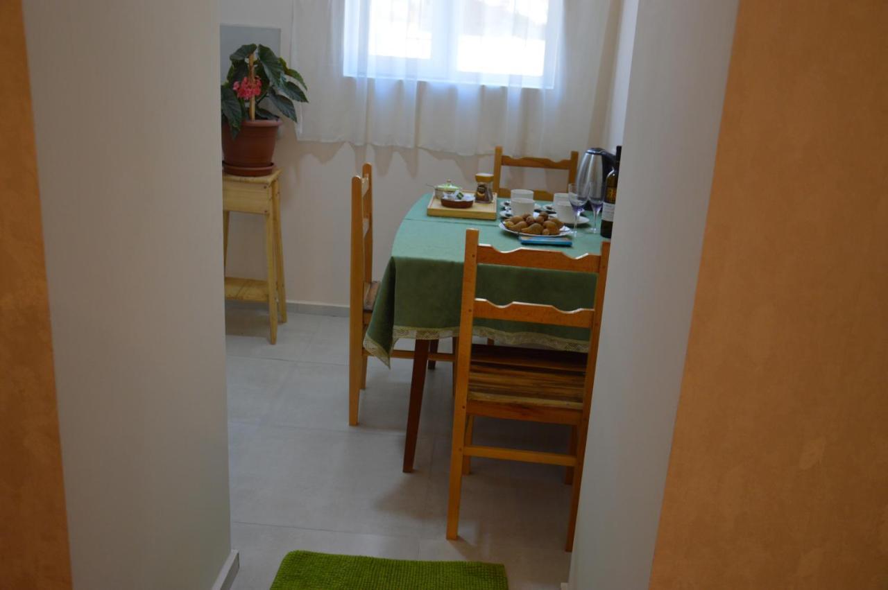מסטיה Ailama Guesthouse מראה חיצוני תמונה