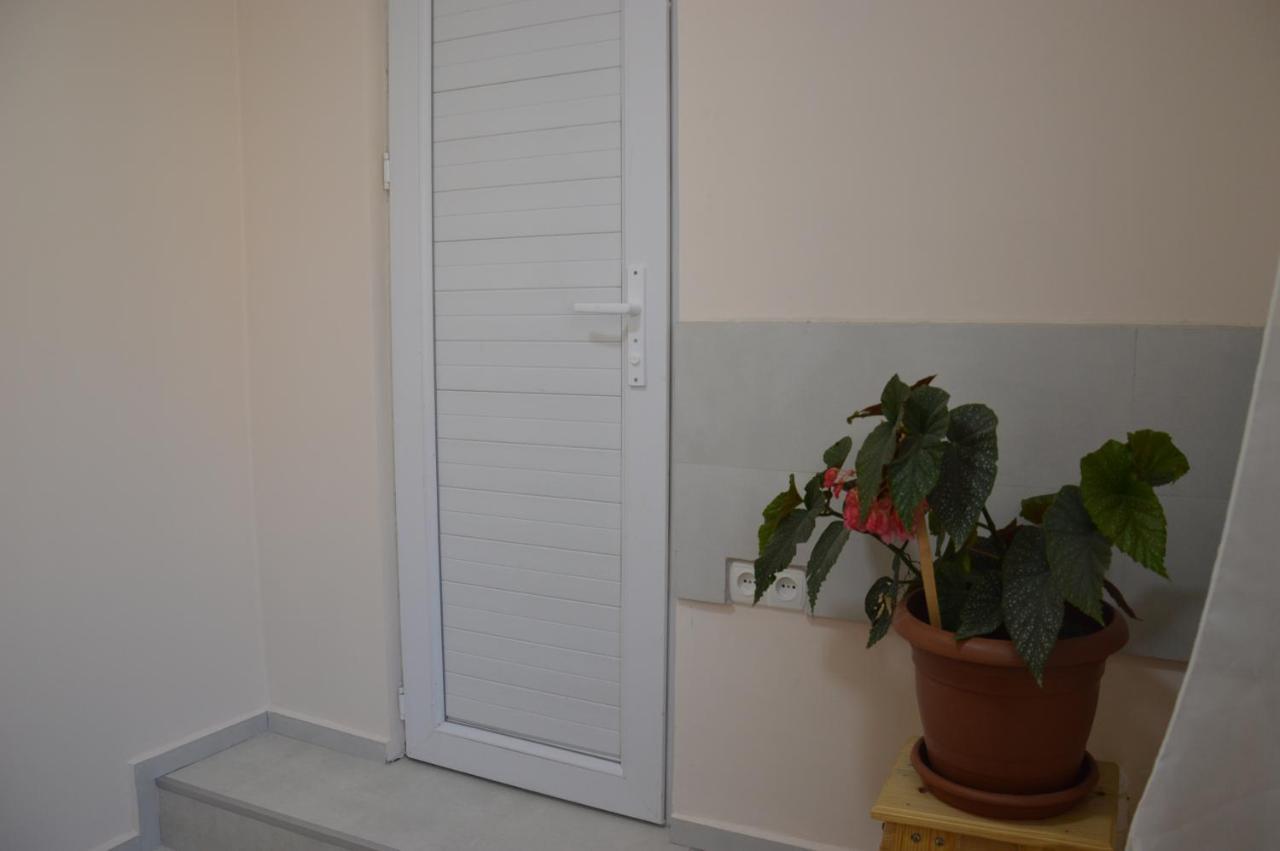 מסטיה Ailama Guesthouse מראה חיצוני תמונה